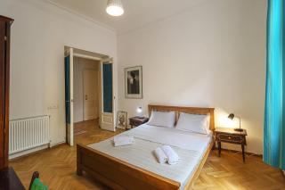 INOLA Sunny flat with balcony in central Tbilisi - Tbilisi - 3