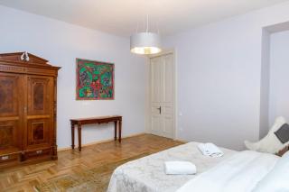 Stylish 2BR apt in the heart of old Tbilisi - Tbilisi - 1