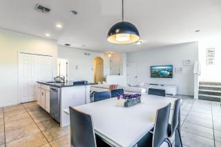 NEW Vacation Townhome Private Pool Near Disney! - Kissimmee - 0