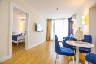 Sunny Apartment In Orbi C Block - Batumi - 3