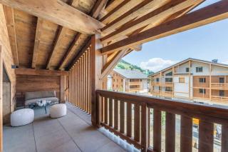 4 bedroom duplex with large balcony and parking - Megève - 9