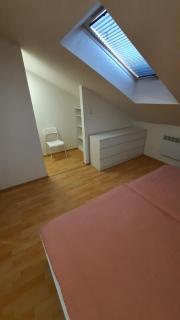 útulný podkrovní byt v centru Třebíče - 3
