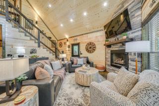 Upscale Broken Bow Cabin Hot Tub and Fishing Pond! - Broken Bow - 7