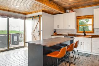 Family-Friendly Seward Home with Sauna and Pool! - Seward - 1