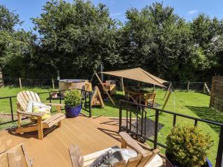 Southdown Luxury Glamping - Retford - 2
