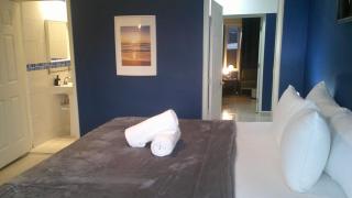 E&J Boutique Residences - 4