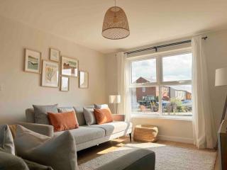 Sea view Fraser Cottage 2BDR - Great Location - Cullercoats - 0