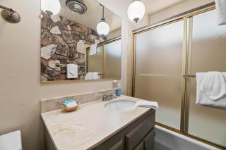 Sky Krest - Located on a quiet street in the middle of town, Games! Pool table! - 6