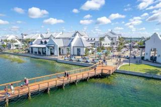 Cozy Getaway Home - near Siesta Key Beach - Sarasota - 7
