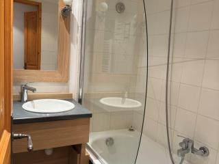 Appartement skis aux pieds, 6 pers, piscine, bien-être, Belle Plagne - FR-1-181-2810 - 4