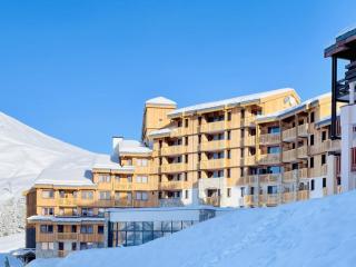 Appartement cosy avec accès direct aux pistes, espace bien-être et piscine chauffée - FR-1-181-2813 - 9