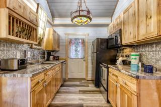 Duck Pond Mancave #1439 - Sevierville - 1