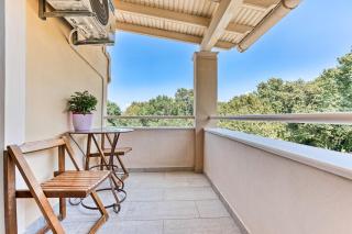 Serene Escape Suite - - 8