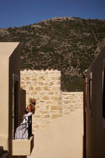 Manili Boutique Suites & Villas - 1