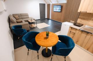 Tara Apartments - 1