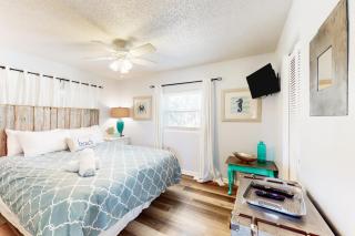 Nautical Nook at Bayview Inn - 2