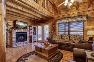 Farmers Retreat #221 - Sevierville - 1