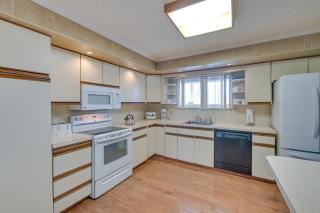 Lake George Retreat with Private Deck and Water Views! - Lake George - 1