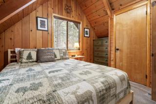Shady Pine Cottage - This adorable cabin is the perfect getaway for your next stop in the mountains! - 1