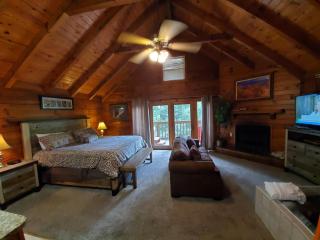 Wild Thing #1525 - Gatlinburg - 7