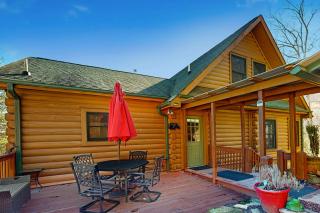 Black Bear Lodge - Zirconia - 9