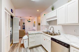 West Beach Retreat - Gulf Shores - 2