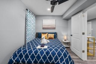 Houston Heights 2BR Getaway with Pool & Free Park - 4