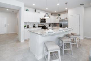 Windsor Island Resort 305 by Top Villas - Davenport - 2