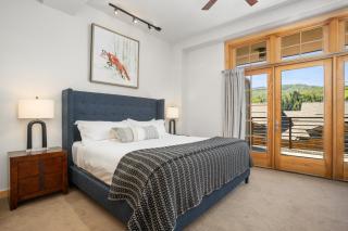 Urban Loft in Downtown Steamboat - Upscale Luxury - 4