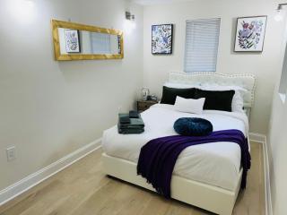 Luxurious 5 BR House!1 Mile from Capitol Hill! - 9
