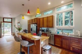 Tranquil Island Escape - 3