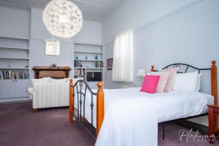 Victorian Goldfields Cottage - 9