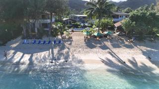 Aroa Beachside Resort - 9