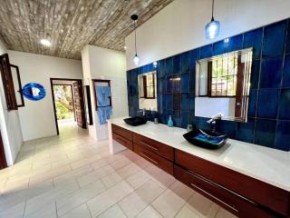 Wild Serenity's Beach Villa - 3