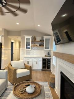 The Heart of Ocean City - Walk to beach, shopping and restaurants - 3