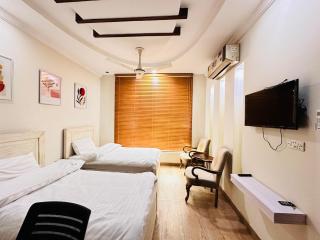 Holidazzle Lodge Islamabad - Islamabad - 4