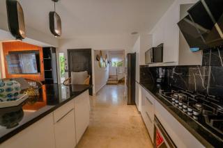 Villa Hermosa en Metro Country Club Juan Dolio - 2