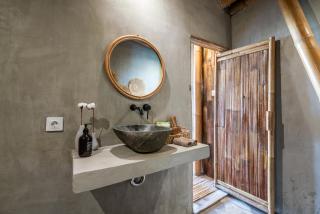 Luxury Bamboo Villa near Beach - Canggu - 8