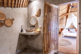 Luxury Bamboo Villa near Beach - Canggu - 6