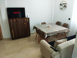 Dreams hills Tingis Appartement Neuf pour famille 7 personnes 2 chambres et 2 salons ouvert- Terrasse vue sur Piscine Garage gratuit Wifi Climatisation Netflix à 8 minutes en voiture du CASINO plage Malabata et du Parc aquatique Mnar-park - 6