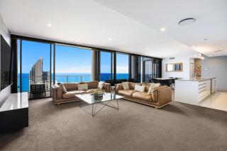 Circle on Cavill 2, 3, 4 & 5 Bedroom SkyHomes & SUB PENTHOUSES by Gold Coast Holidays - 8