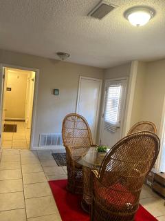 Beautiful Living Area - Montgomery - 6
