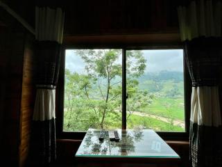 Muong Hoa River View Hotel - 1