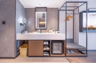 Atour Hotel Yangchun Lake Wuhan High Speed Rail Station - Wuhan - 4