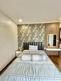 C-Sky View Apartment 2 Phòng ngủ - 2 WC - 4