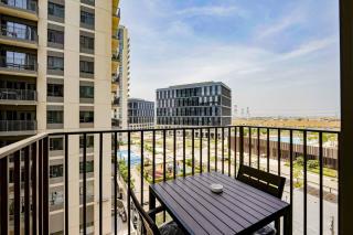 Luxury at Socio Dubai Hills, 2 Beds, Sleeps 4 - Dubai - 9