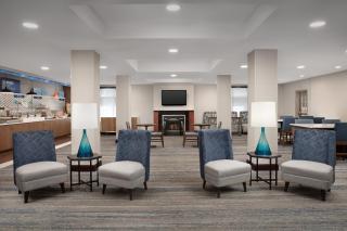 Holiday Inn Express & Suites by IHG Chambersburg by IHG - 3