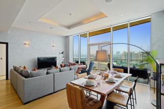 Stellar 2BR on Palm Jumeirah - Beach and Pool access - Dubai - 2