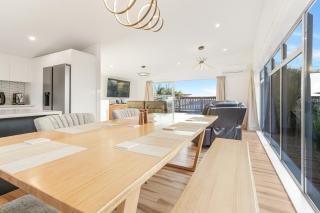 Peninsula Paradise - Raglan Holiday Home - Raglan - 0