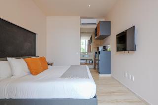 Ceren Luxury Apartments # 203b Studio - Playa del Carmen - 6
